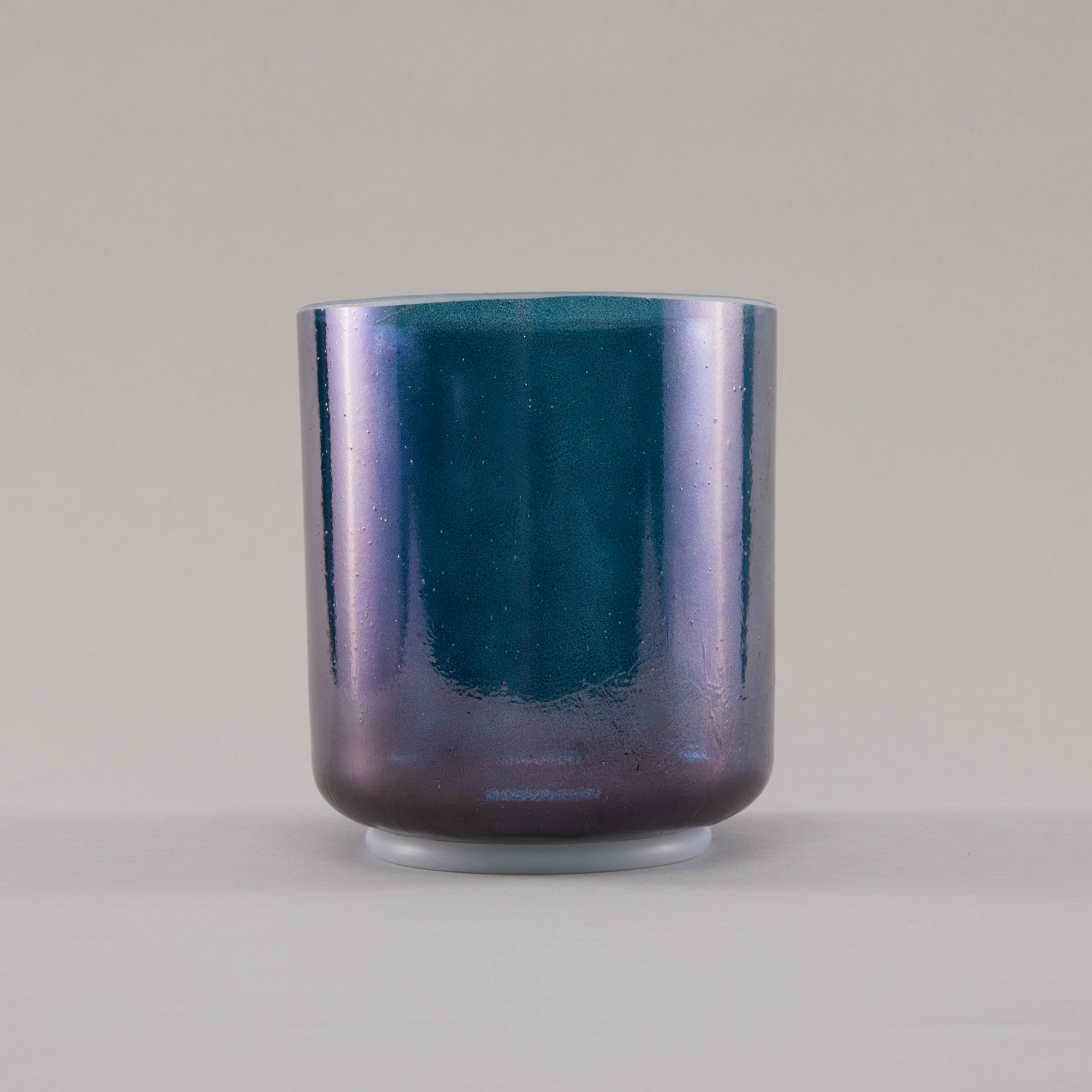 inner-bloom-sound-therapy-crystal-bowls-6'-B-30-Zeal-Point-Aura-Gold.