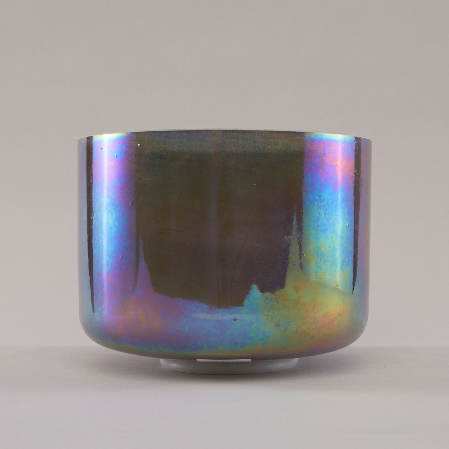 inner-bloom-sound-therapy-crystal-bowls-9'-B+30-Charcoal-Platinum